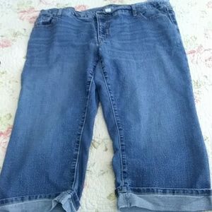 Old Navy Jean Capris